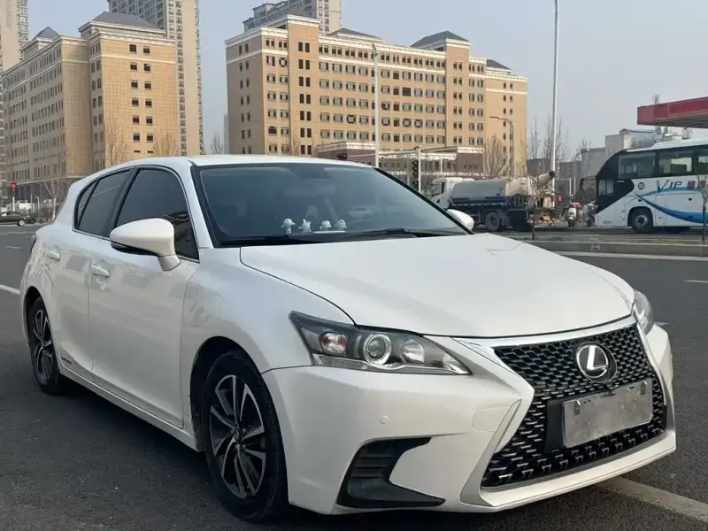 Lexus CT, 2021