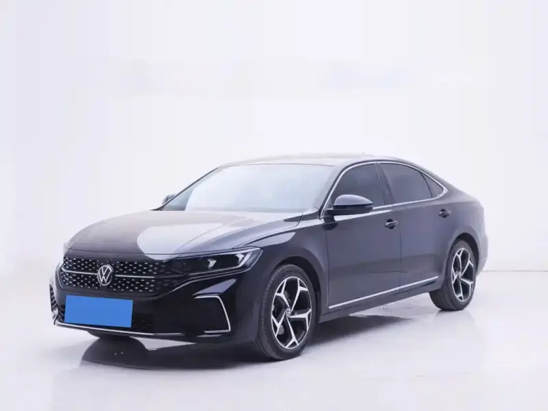 Volkswagen Passat, 2023