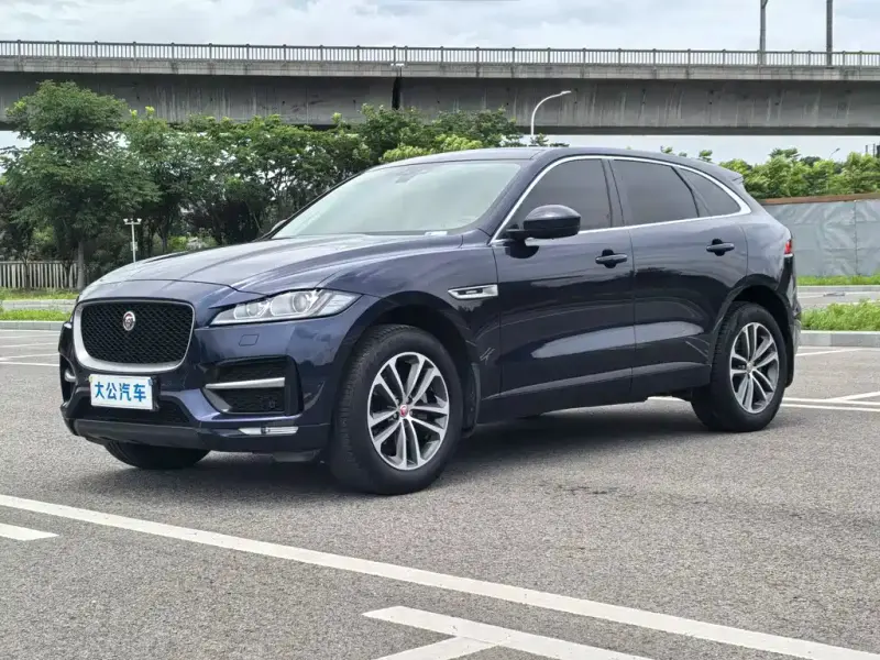 Jaguar F-PACE, 2018