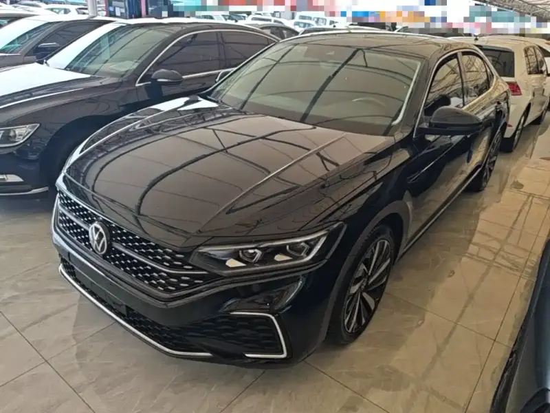 Volkswagen Passat, 2022