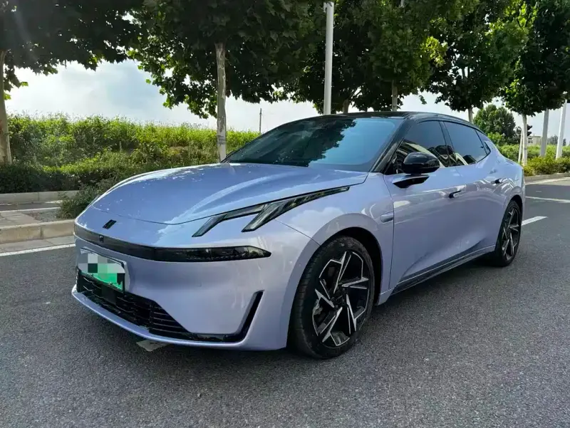 Lynk & Co 07 EM-P, 2025