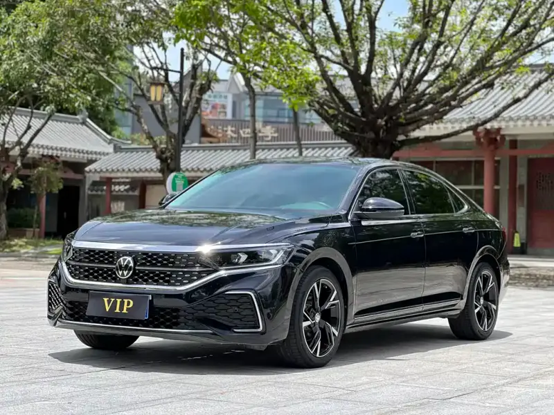 Volkswagen Passat, 2024