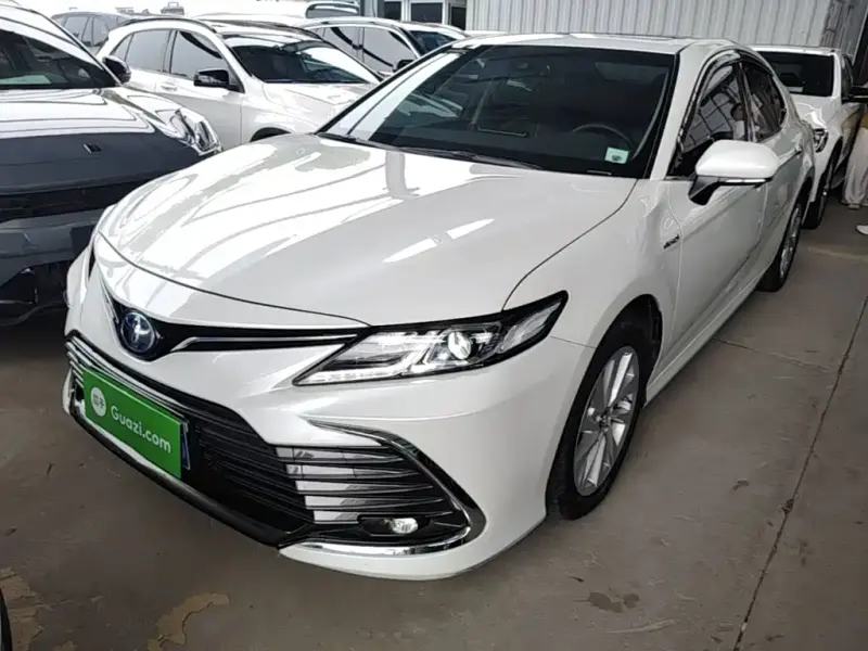 Toyota Camry, 2023