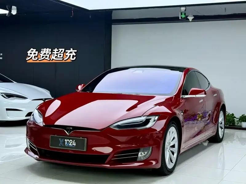 Tesla Model S, 2018
