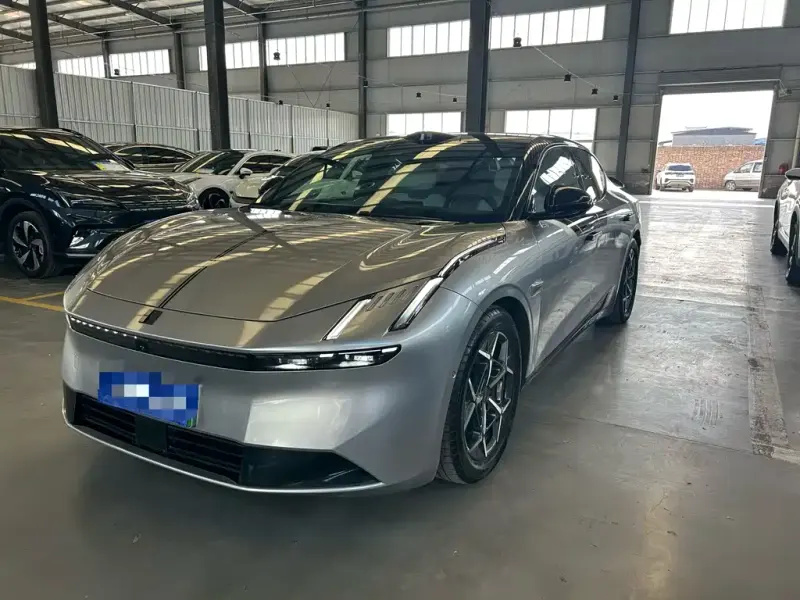 Lynk & Co Z10, 2025