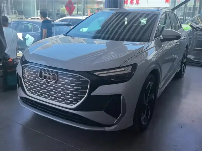 Audi Q4 e-tron, 2024