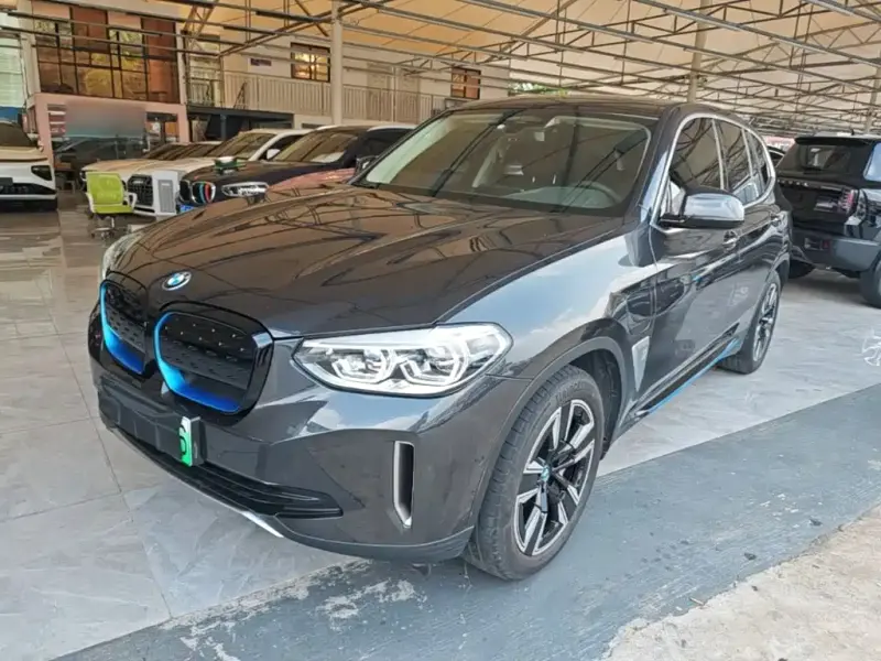 BMW iX3, 2021