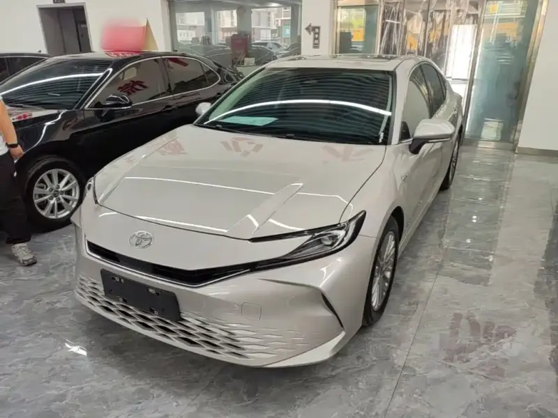 Toyota Camry, 2025