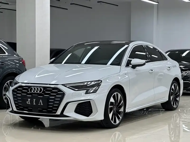 Audi A3, 2023 — фото 1