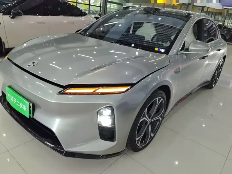 NIO ET5, 2025