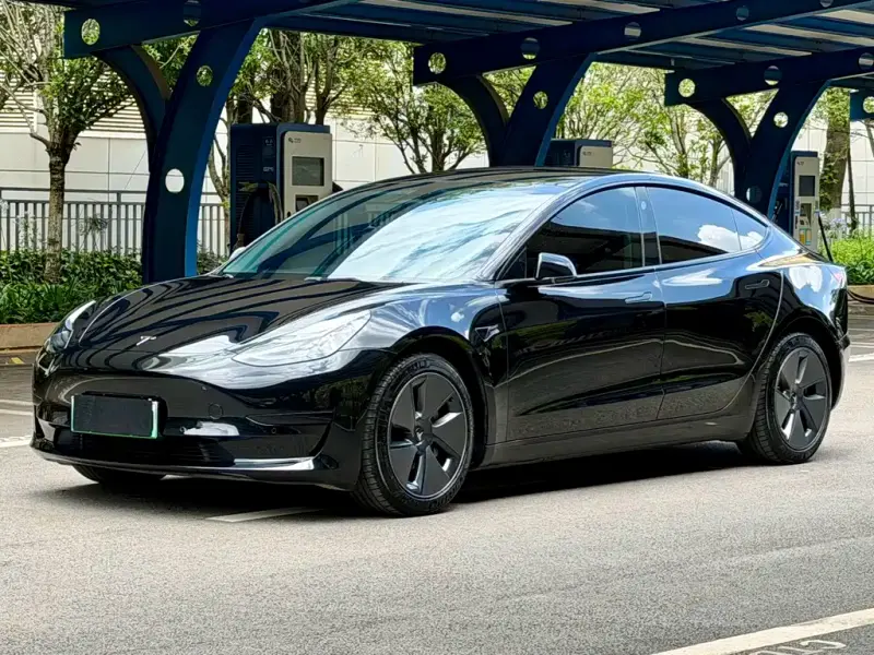 Tesla Model 3, 2023