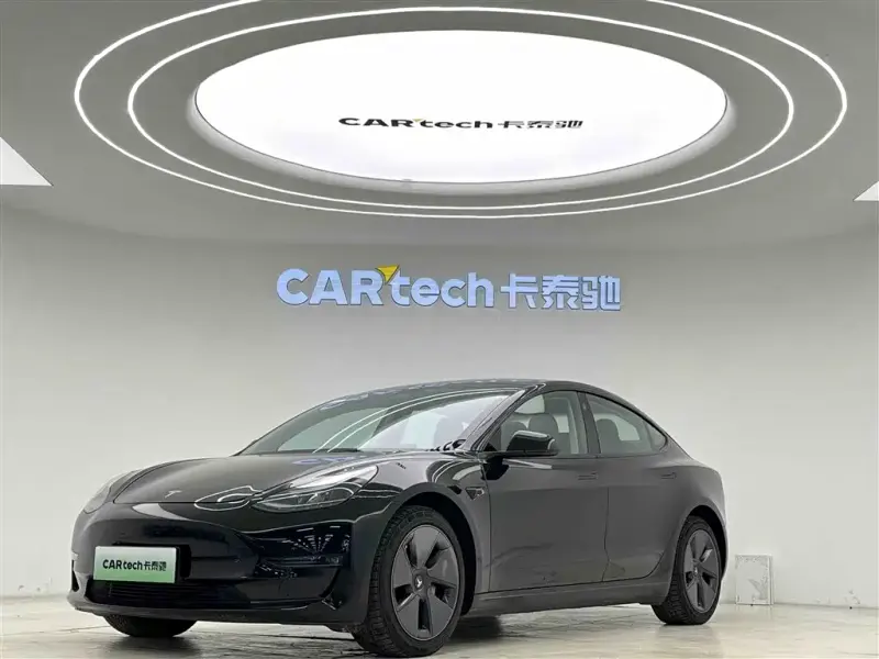 Tesla Model 3, 2023