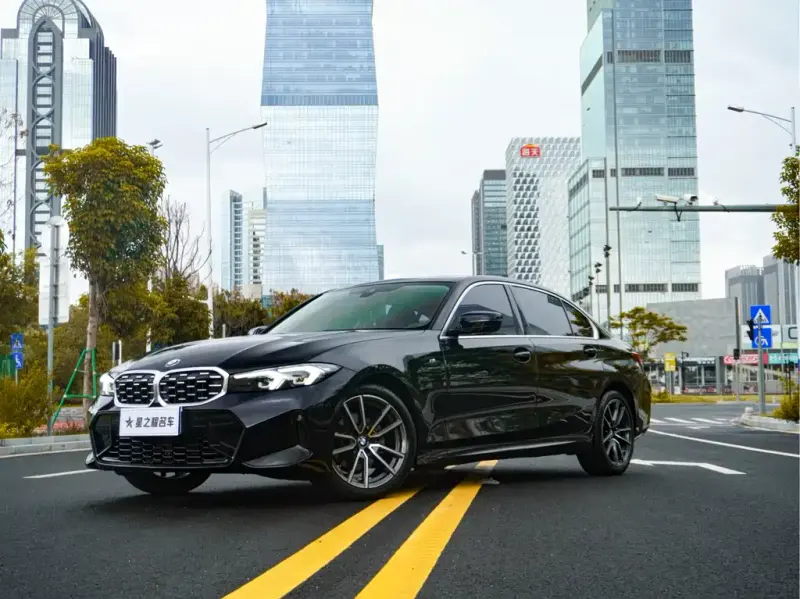 BMW 3 Series, 2023