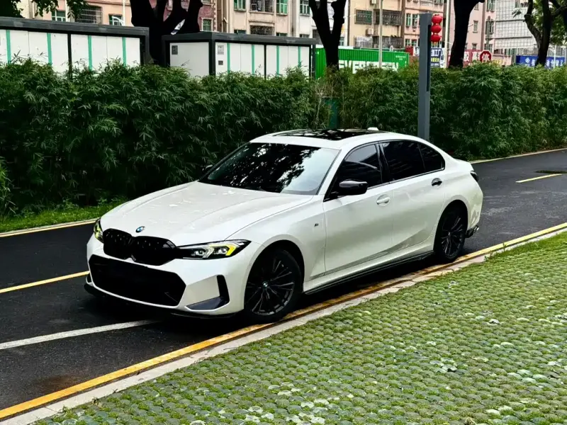BMW 3 Series, 2024