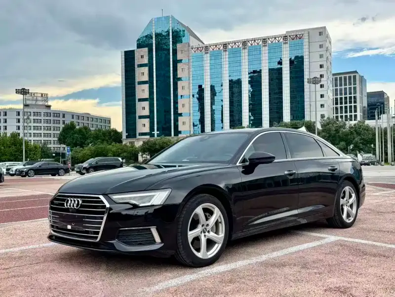 Audi A6L, 2019 — фото 1