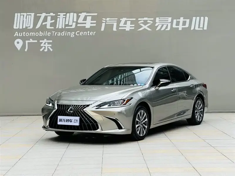 Lexus ES, 2024 — фото 1