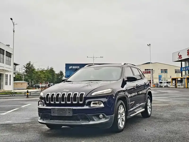 Jeep Cherokee, 2016