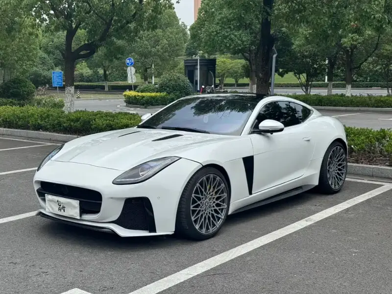 Jaguar F-TYPE, 2018
