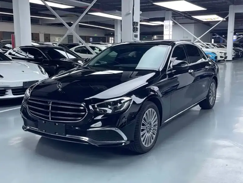 Mercedes-Benz E-Class, 2023