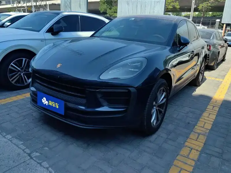 Porsche Macan, 2022
