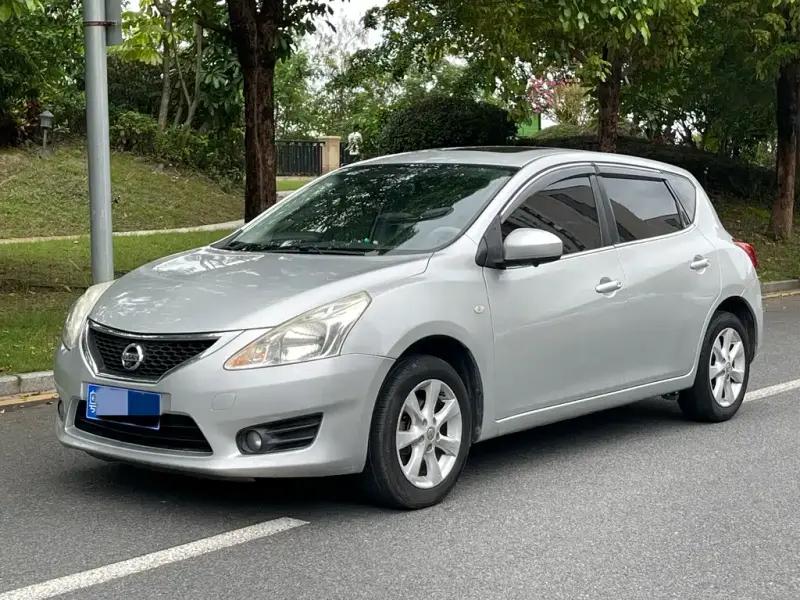 Nissan Tiida, 2015