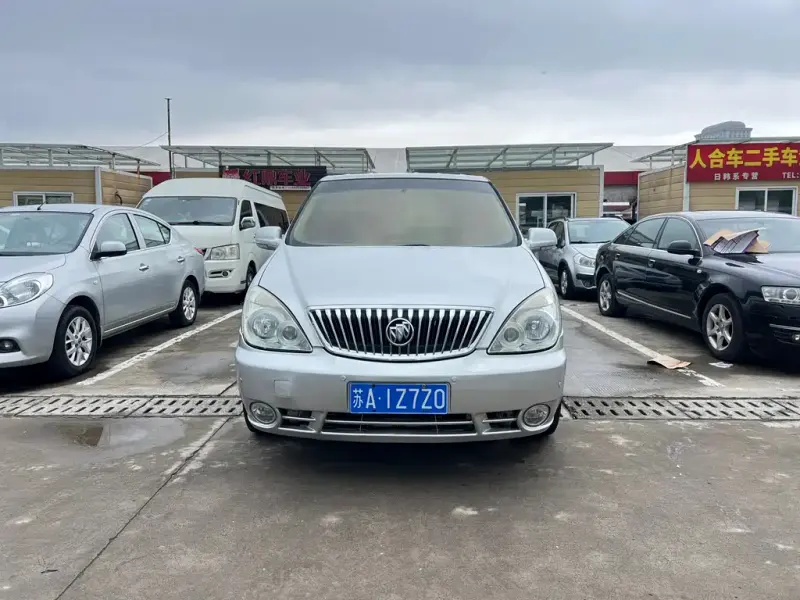 Buick GL8, 2015