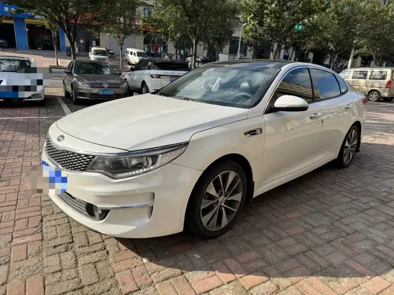 Kia K5, 2017