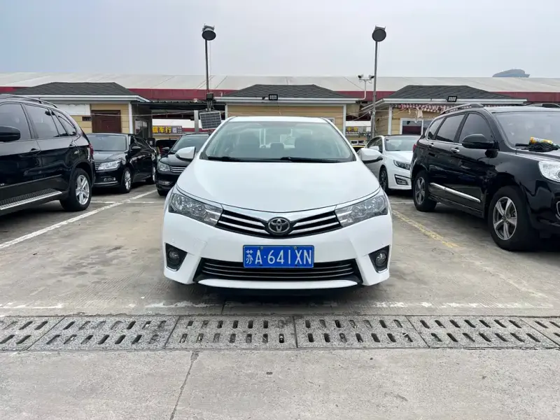 Toyota Corolla, 2015 — фото 1