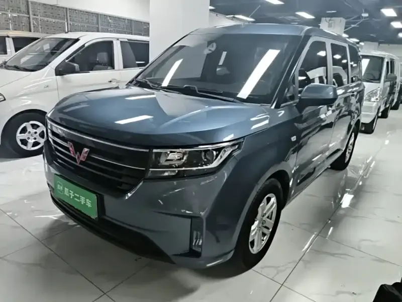 Wuling Hongguang PLUS, 2020