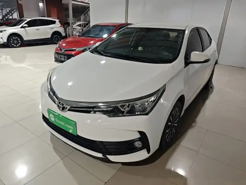 Toyota Corolla, 2019 — фото 1