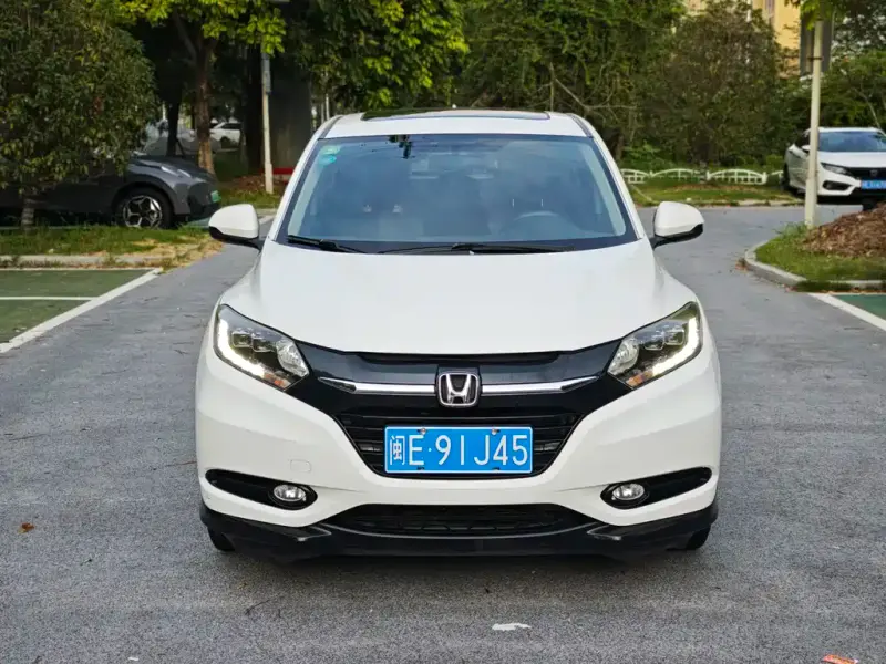 Honda Vezel, 2017 — фото 1