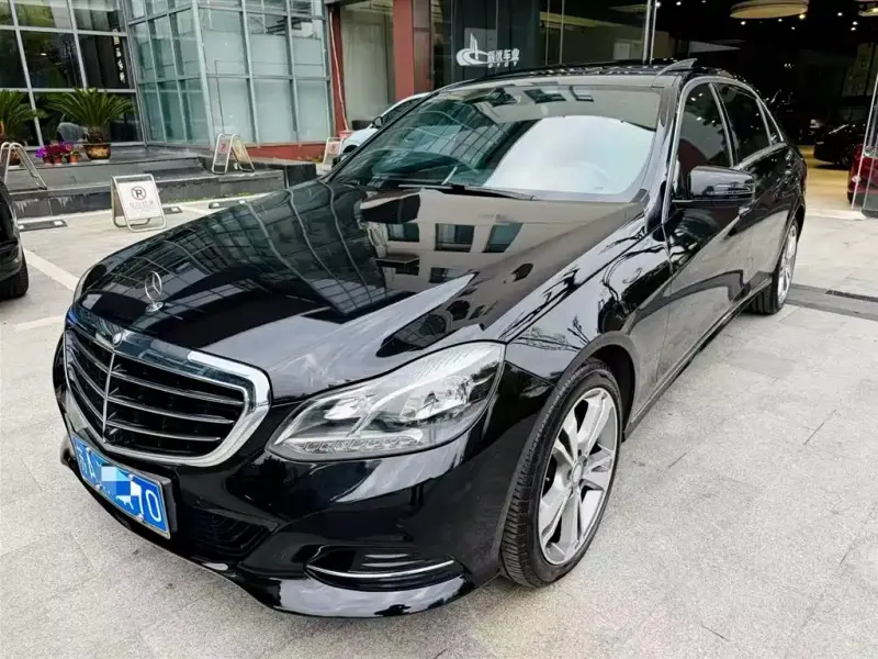 Mercedes-Benz E-Class, 2015