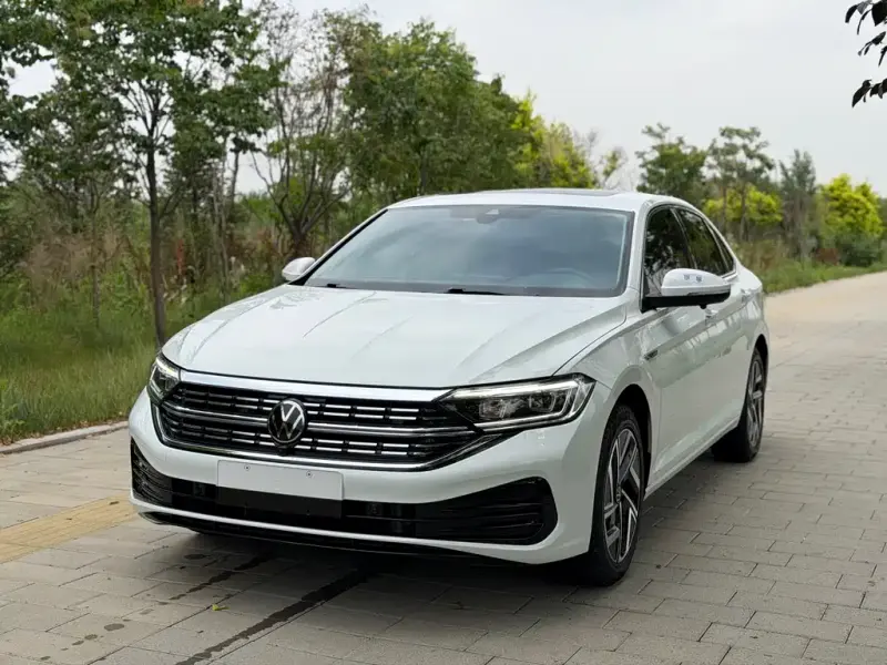 Volkswagen Sagitar, 2023