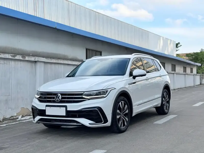 Volkswagen Tiguan L, 2022