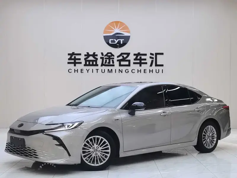 Toyota Camry, 2024