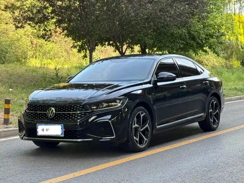 Volkswagen Passat, 2024