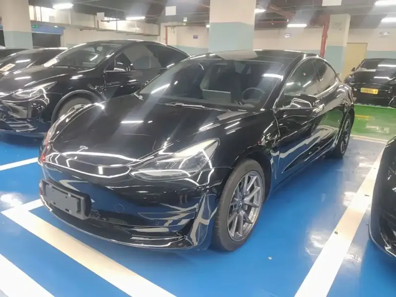 Tesla Model 3, 2022