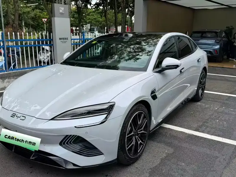 BYD Seal, 2025