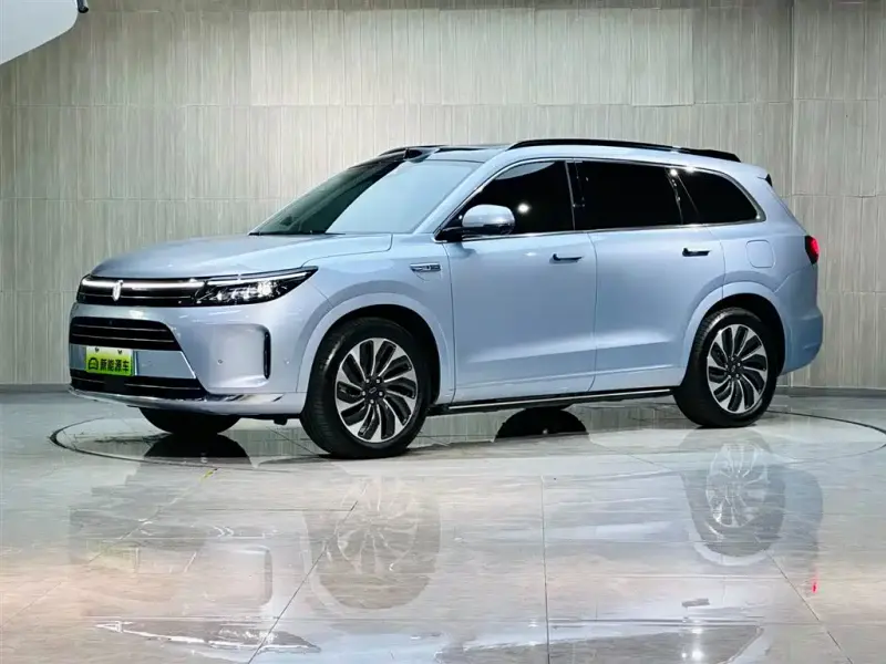 AITO M7, 2023