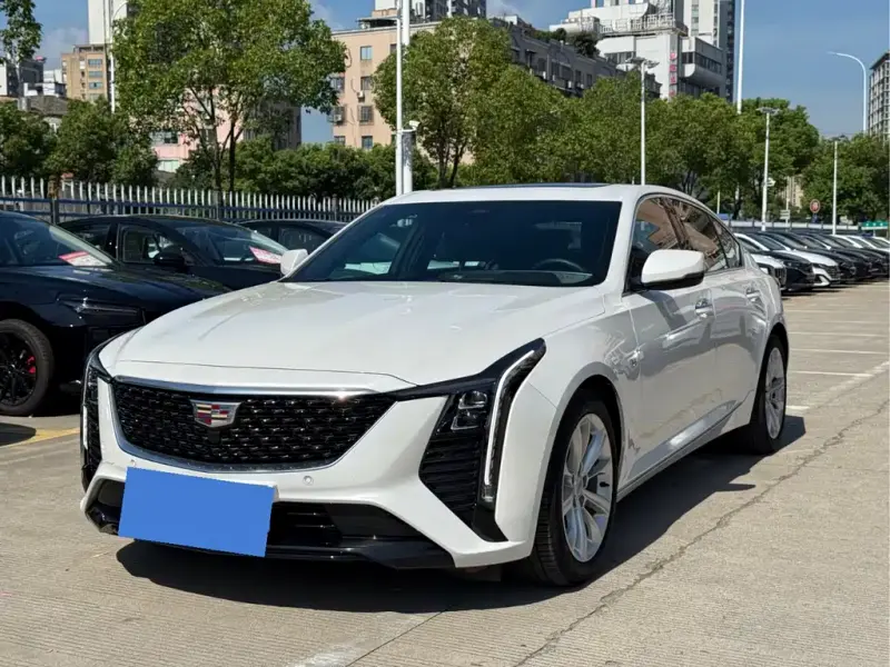 Cadillac CT5, 2025