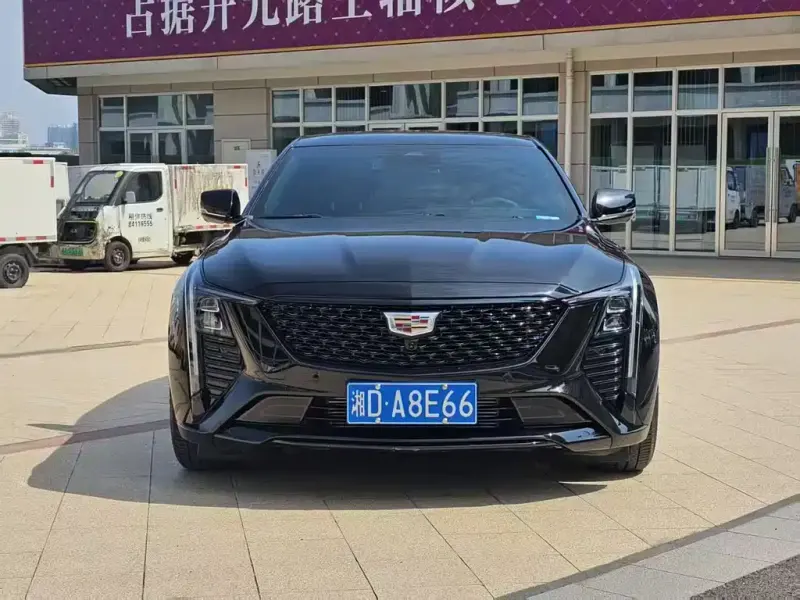 Cadillac CT5, 2025