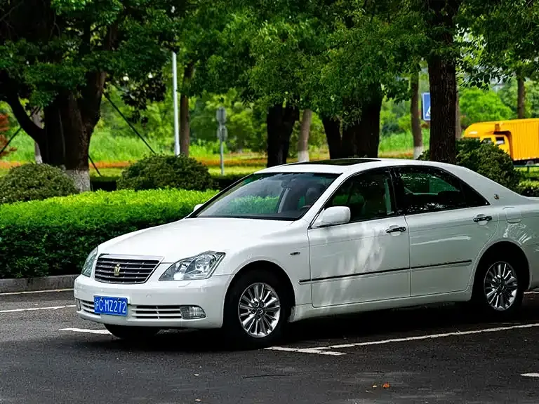 Toyota Crown, 2008