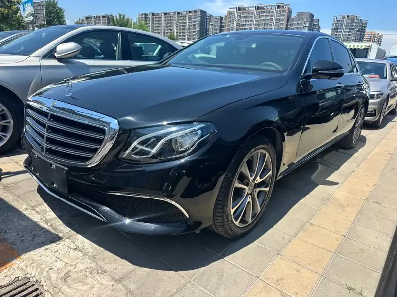 Mercedes-Benz E-Class, 2019 — фото 1