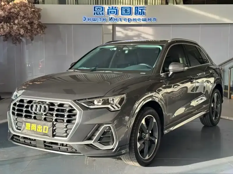 Audi Q3, 2022