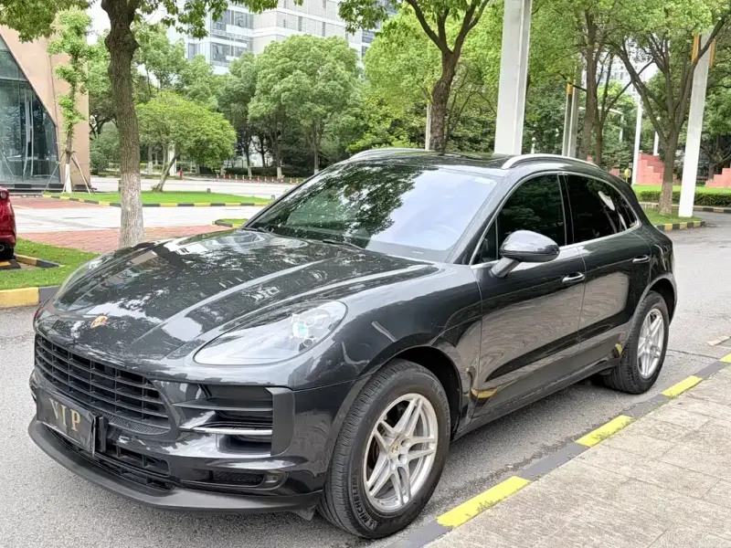 Porsche Macan, 2020