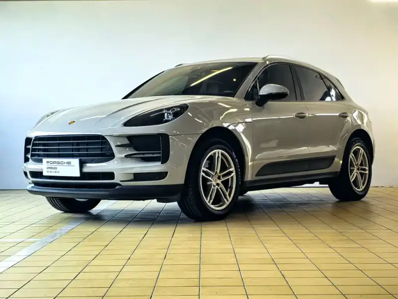 Porsche Macan, 2021