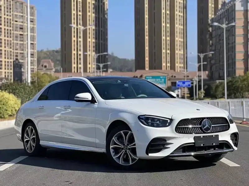 Mercedes-Benz E-Class, 2023 — фото 1