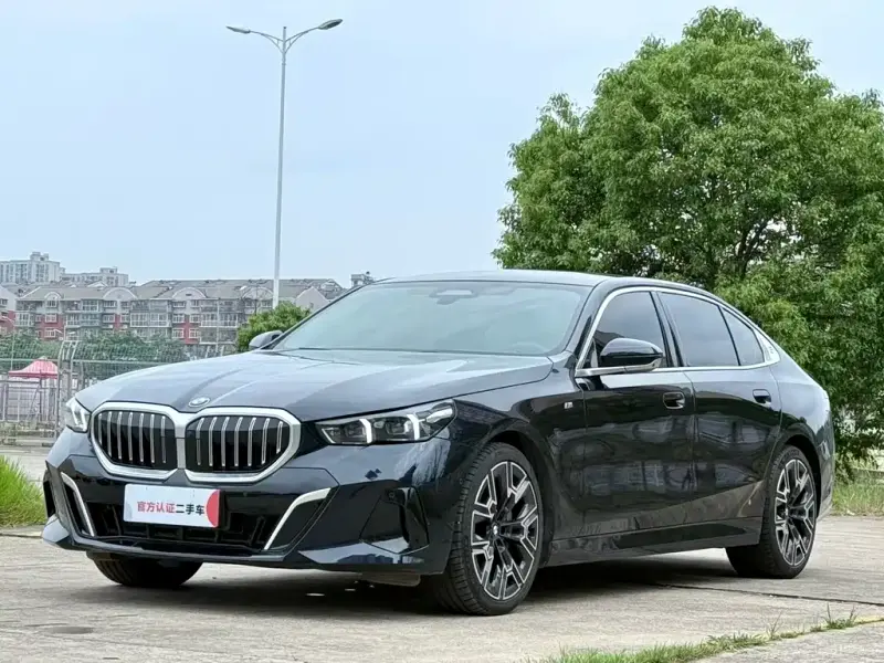 BMW 5 Series, 2024
