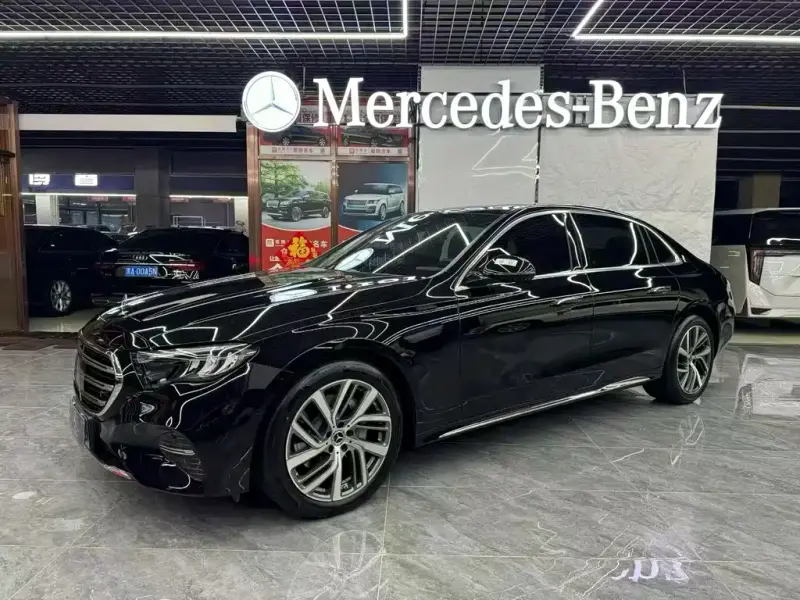 Mercedes-Benz E-Class, 2025 — фото 1