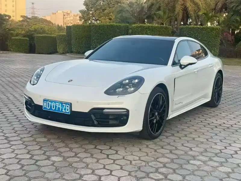 Porsche Panamera, 2020
